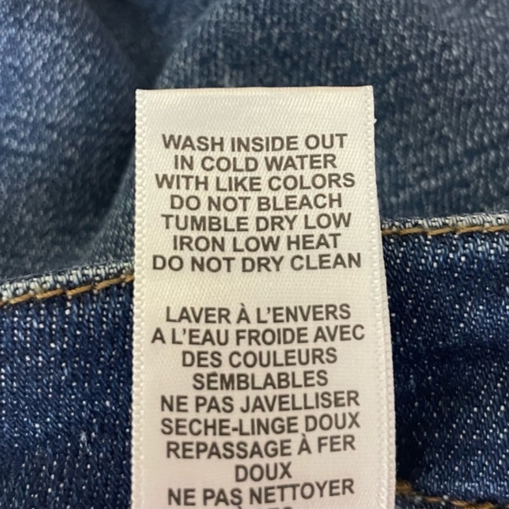 GOOD AMERICAN NWT GOOD CLASSIC 28” INSEAM RIPPED JEANS 0/25 HIGH RISE IN BLUE - Picture 14 of 14